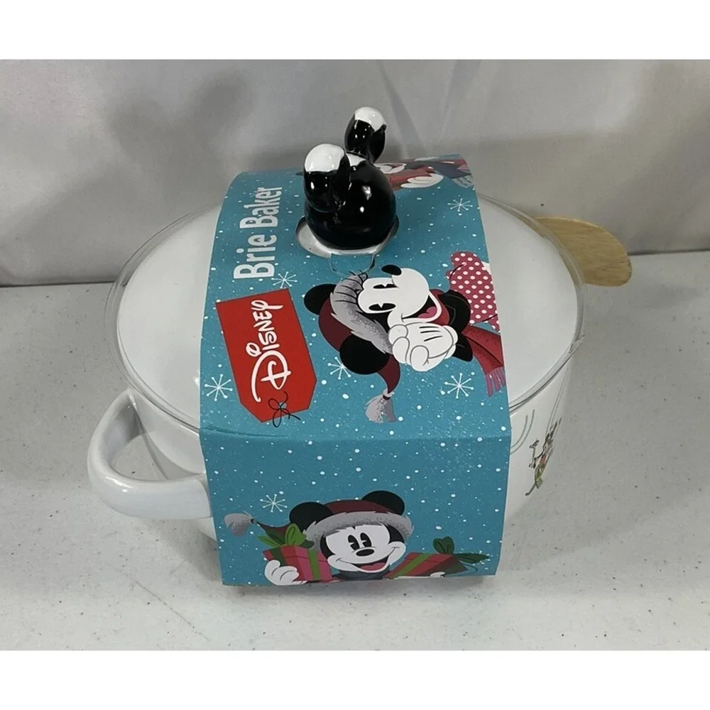 Disney Mickey Mouse And Friends Winter Christmas Brie Baker With Wooden Spoon